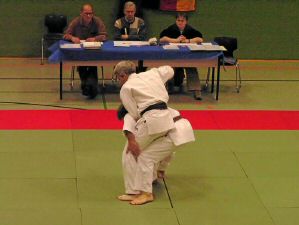 2004-11_dan1mba-04.jpg
