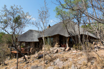 Ant's Hill, Family Cottage