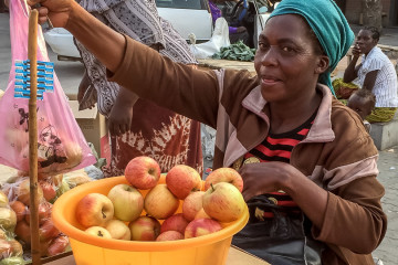 22.-24.7.: Rundu, 80T Einwohner - Markt