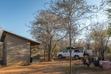 25./26.7. Onguma, Tamboti Camp - Site 2