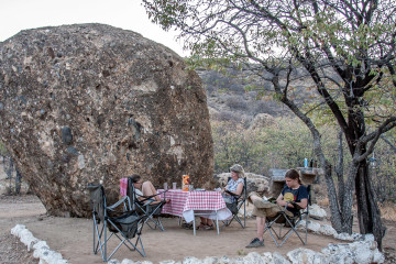 1.-3.8. Ugab Terraces Camp