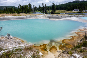 21.7. Biscuit Basin - Black Diamond Pool