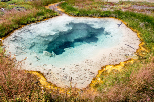 21.7. North Upper Geyser Basin - Gem Pool