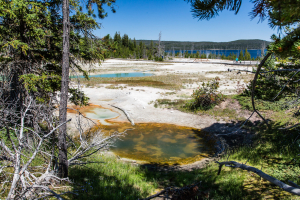 22.7. West Thumb Geyser Basin, Collapsing Pool