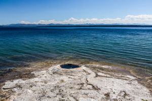 22.7. West Thumb Geyser Basin - Big Cone