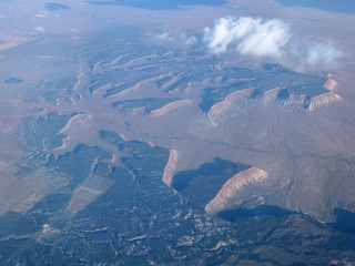 Berge und Wüste auf dem Flug nach Las Vegas