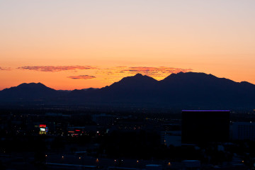 11.-13.6. Las Vegas - Sonnenaufgang vom Balkon