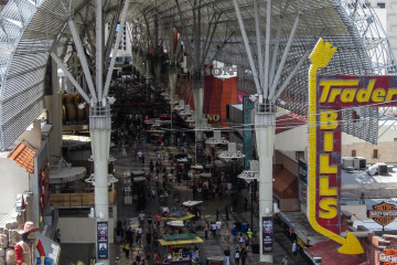 4.-6.8. Las Vegas - Flightlinez in der Fremont Street