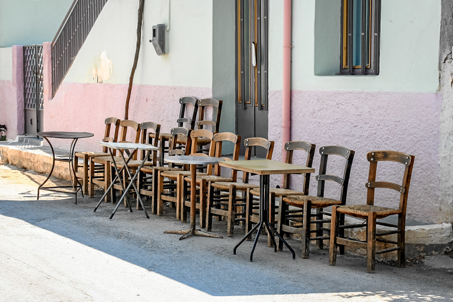 Die typische &quot;Terrasse&quot; der Kreter