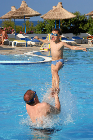 Hotel Alexander Beach: stundenlang waren wir im Pool :-)