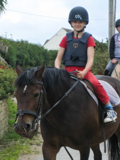 6.8.: Reiten in Mullion