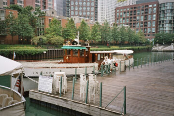 Abfahrt zur "Architectural River Tour"