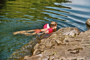 Oregon - malerische Badestelle am Umpqua River