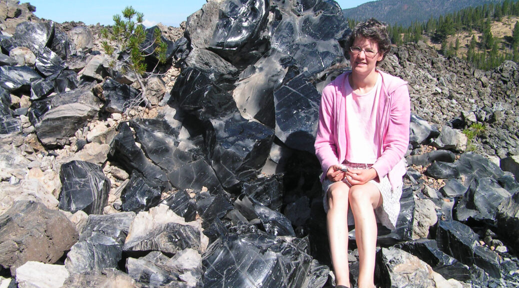 Newberry Crater in Oregon - der Obsidian-Lava-Flow.