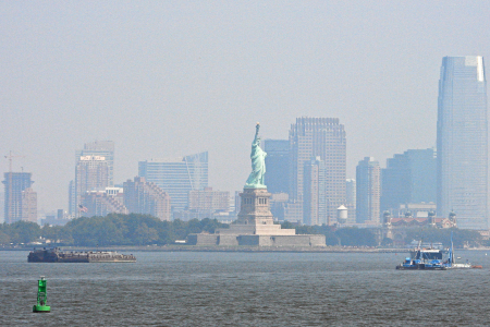 New York: Ausflug mit der Staten Island Ferry.