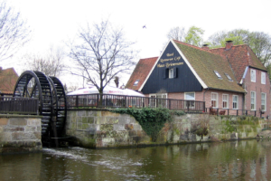 Mühlenteich am Haus Brünemann.