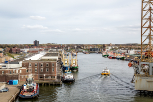 22.4. Ausfahrt aus dem Hafen von Ijmuiden