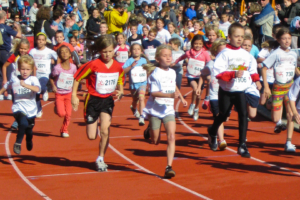 14.9.2008: Benfizlauf im Waldstadion. Luis wird über 800m Zweiter in 3:21