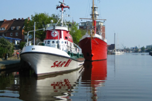 1.5. Emden: Museumsschiffe im alten Hafen