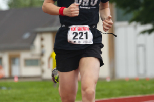 25.5.2014 Familienstaffeln - Luis ist der Startläufer, 1050m in 3:37