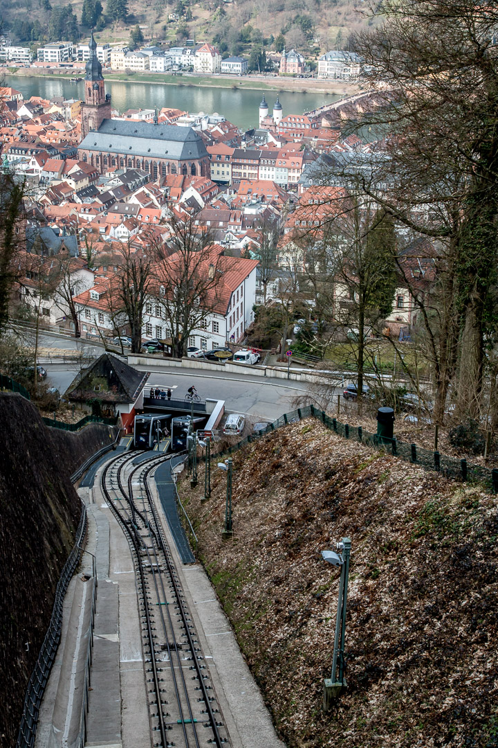 Die Bergbahn zum Schloss und Königstuhl