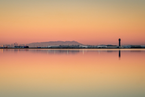 21.10.2016 - Flughafen Oakland, von San Leandro Marina aus. (27s @f/8)