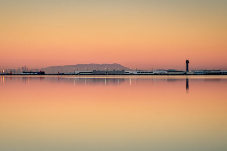 21.10.2016 - Flughafen Oakland, von San Leandro Marina aus. (27s @f/8)