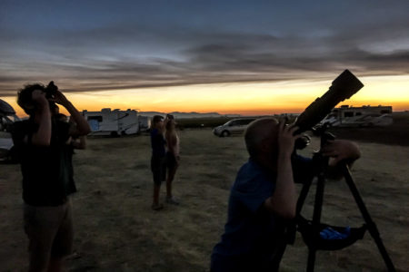 21.8.2017 - Eclipse in Madras. 10:20 - Totale Überdeckung, wir sind hin+weg :-)