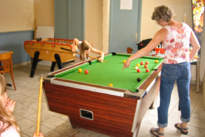 Billard in der &quot;Bar Tabac Journaux&quot; von Nevez