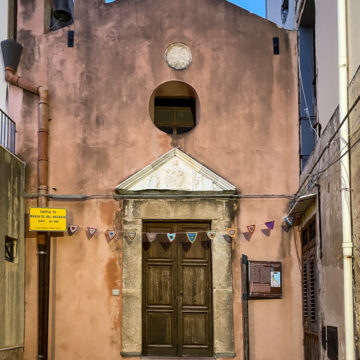 8.10.2020 - Abendspaziergang in Castellamare, Chiesetta della Madonna del Rosario (11. Jhd.)