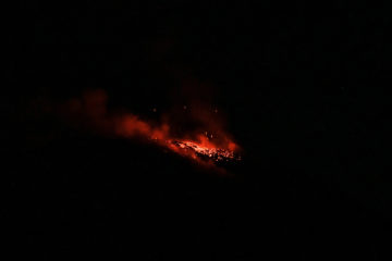 3.11.2020 - Nachtwanderung zur Sciara del Fuoco, Stromboli (19:43)