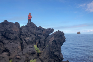 4.11.2020 - Bummel durch Stromboli, kleine Lava-Bucht