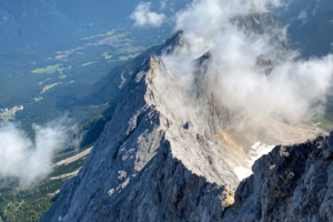 21.7.2021 - Zugspitze, Blick auf die Riffelwand