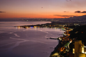 18.11.2022 - Taormina, Sonnenuntergang über Naxos