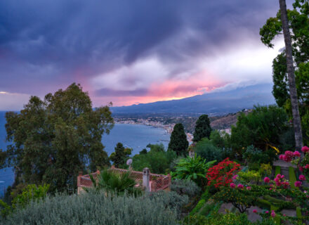 19.11.2022 - Sonnenuntergang, Hotel Belvedere