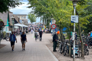 27.8.2023 - Prerow Nordstrand, es ist voll!