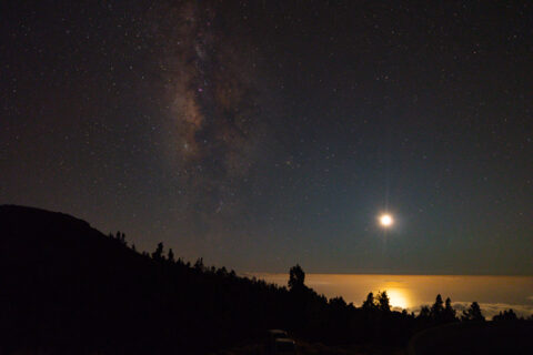 8.9.2024 - Llano de los Animas, Milchstraße und Mond, RAW, aufgehellt +2