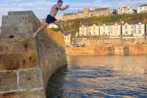 21.9.2024 - Porthleven, Harbour Jump