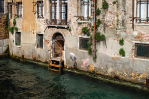16.3.2025 - Venedig, Dorsoduro - Banksy, Migrantenkind, 2019