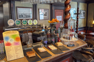 23.7.2025 - Stadtrundgang Riga, leckere Strudel in „Rigas Strüdele“ ;-)