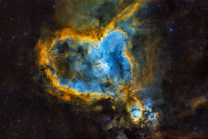 25.1.2026 - IC1805 Heart Nebula, SHO, Mosaic DBE, 1.6h RGB, 6.5h Ha, 12.5h S2, 19h O3 im Dez 2025